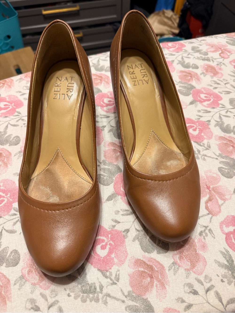Naturalizer Tan Leather Wedge Pumps